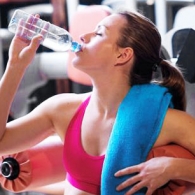 5 consejos para mantenerte hidratado mientras te ejercitas - AC Fitness
